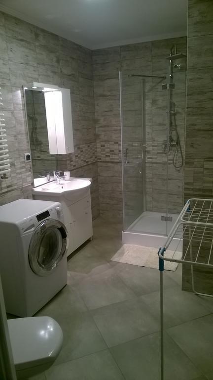 Max Apartment *